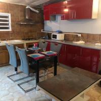 Studio avec jardin clos et wifi a Saint Pierre a 4 km de la plage，位于圣皮埃尔Pierrefonds - ZSE附近的酒店