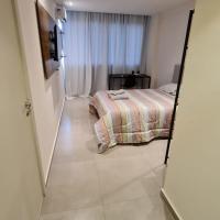 Flat Hotel América Campos Pelinca 301，位于坎普斯戈伊塔卡济斯Parque Leopoldina的酒店