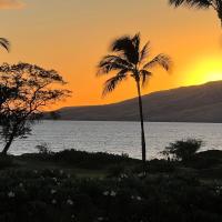 Magnificent Sunsets and Ocean views at Luana Kai，位于基黑Waipuilani Beach的酒店