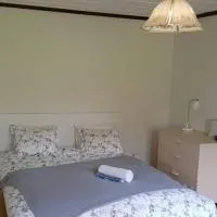 Large Private Room Near University & Hospital-2,位于于默奥的酒店