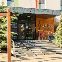 伊恩帕库酒店，位于特尔纳瓦的酒店