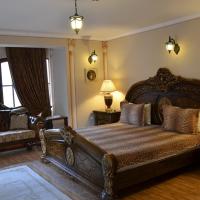 鲍里斯宫殿及餐厅精品酒店，位于普罗夫迪夫Plovdiv Old Town的酒店