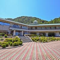 Hotel Uneri，位于冲岛隐岐机场 - OKI附近的酒店