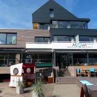 ACQUA斯特昂德餐厅及游艇酒店,位于施特兰德的酒店