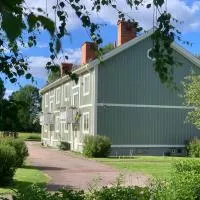 The Green House Guesthouse，位于Sunnemo的酒店