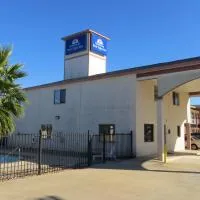 Americas Best Value Inn & Suites Hempstead，位于Hempstead的酒店