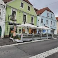 Frühstückspension Reinhard Todt，位于茨韦特尔的酒店