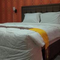 Edhotel Kusuma Atambua Mitra RedDoorz，位于TatakirenSuai Airport - UAI附近的酒店