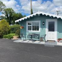 Adorable Cabin in the Countryside，位于波特劳伊斯的酒店