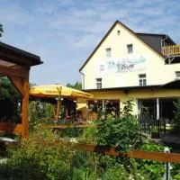 Landhotel Heidekrug，位于Dohma的酒店
