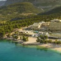 Aminess Laurel Khalani Hotel，位于马卡尔斯卡的酒店