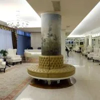 罗克西广场酒店，位于索阿韦的酒店