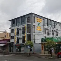 Hotel & Restaurant Sokhumi，位于祖格迪迪的酒店