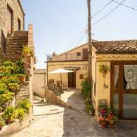 Il Paesaggio Lunare，位于Aliano的酒店