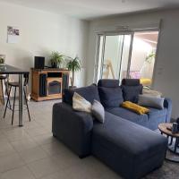 Appartement avec terrasse proche de Rennes，位于圣雅克德拉朗德雷恩机场 - RNS附近的酒店