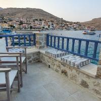 Halki Sea Breeze - a waterfront villa，位于哈尔基岛的酒店