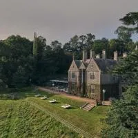 Wildhive Callow Hall，位于阿什伯恩的酒店