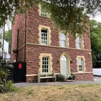 Ty Llew Lodge,位于阿伯加文尼的酒店