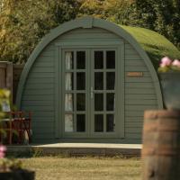 Glamping in Wiltshire the Green Knoll is a charm