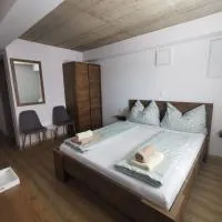 Sobe, Rooms B&B - Vina Kauran，位于Zgornji Jakobski Dol的酒店