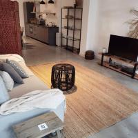 Lovely 2 Bedroom Serviced Apartment in Rotterdam，位于鹿特丹克拉林根-克鲁斯怀克的酒店