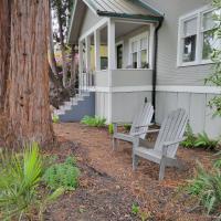 Modern Craftsman Garden Patio in Georgetown，位于西雅图SoDo区的酒店