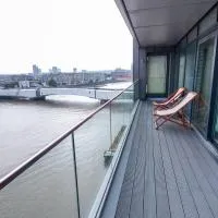 2 Bed 2 Bath - Amazing views of London and River Thames