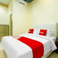 OYO 90978 Khalifi Guesthouse Syariah，位于巴东巴东机场 - PDG附近的酒店