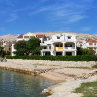 Apartments and rooms by the sea Pag - 3152，位于帕格的酒店