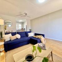 Tastefully renovated - 3 bedroom apartment，位于南黑德兰黑德兰港国际机场 - PHE附近的酒店