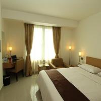 雅加达缇瑞尼缇酒店，位于雅加达甘比尔的酒店