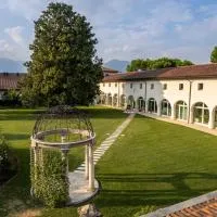 Hotel Villa I Pini，位于马洛的酒店