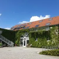 Hotel Bördehof, direkt an der A2 & A14, Restaurant, Tagung, individuell,位于巴尔莱本的酒店
