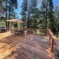 Lakeside BLS Retreat near Big Trees & Bear Valley,位于阿诺德的酒店