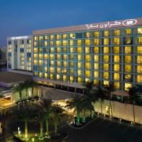 吉达皇冠假日酒店，位于吉达Al Hamra的酒店