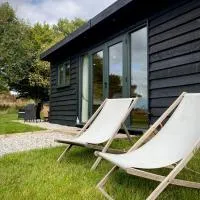 Robin's Nest (Top Cabin)，位于Foolow的酒店
