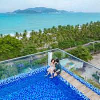 Azura Gold Hotel & Apartment，位于芽庄Nha Trang Beach的酒店