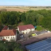 Ferienwohnung, Apartment, Monteurwohnung mit Klimaanlage Wettin-Löbejün，位于Gottgau的酒店