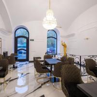 Hotel Vila Central Boutique Satu Mare，位于萨图马雷的酒店