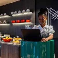 MOKA Hôtel centre-ville,位于洛里昂的酒店