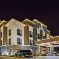 Comfort Inn & Suites Moore - Oklahoma City,位于摩尔的酒店