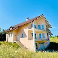 Villa TeslaS，位于大克拉杜沙的酒店