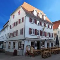 Hotel Goldener Hirsch Mosbach，位于莫斯巴赫的酒店