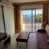 Sea view apartment in front of Playa Mansa in Punta del Este，位于埃斯特角城的酒店