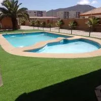 Cabañas con piscina donde Thomas，位于拉塞雷纳的酒店