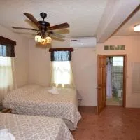 Harada Inn and Suites,位于霍普金斯的酒店
