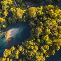 Turističko naselje- Japodski otoci，位于Račić的酒店