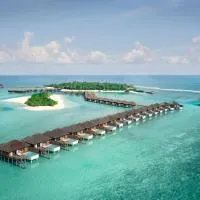 Anantara Veli Maldives Resort - Complimentary Round-Trip Transportation for minimum stay of 3 nights and more from 7 April to 10 October 2025，位于南马累环礁的酒店