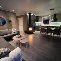Olderfjord Lodge,位于Russenes的酒店