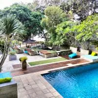 JavaCove Beach Hotel，位于巴图卡拉的酒店